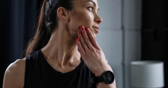 The 30-Second Exercise to Stimulate Your Vagus Nerve and Calm Your Mind