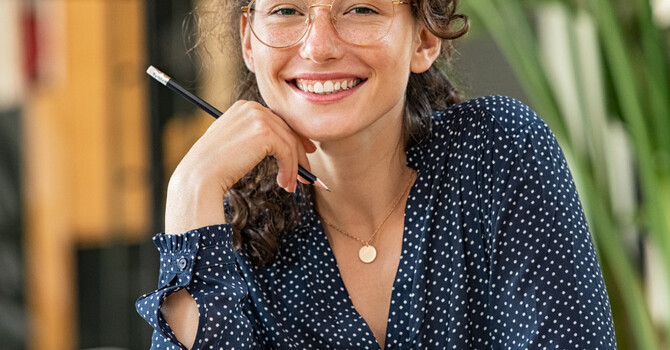 The Ultimate Back Pain Relief Guide for Desk Workers image